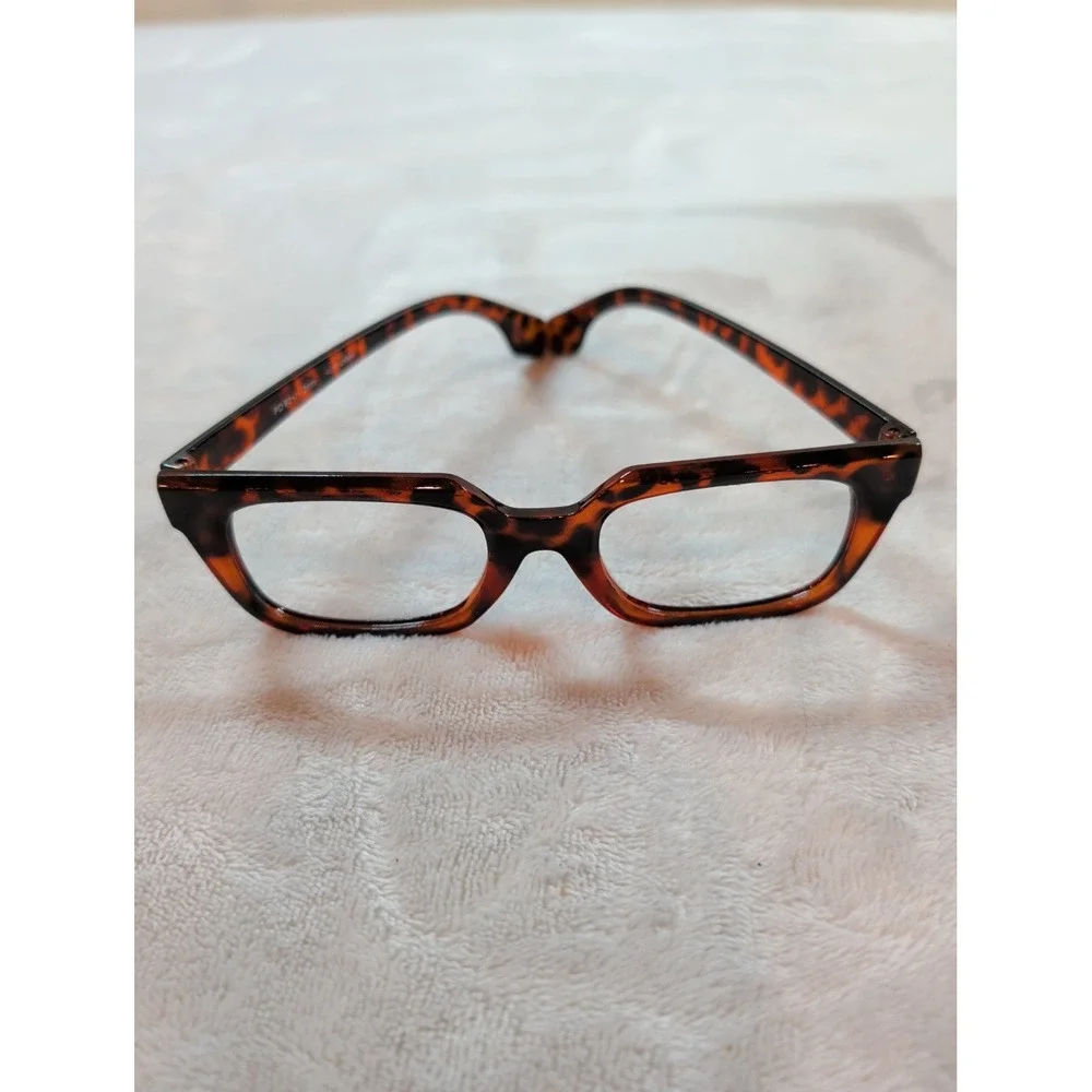 Tortoise Shell Rectangular Eyeglass Frames‎ Bold Geometric Academic Style